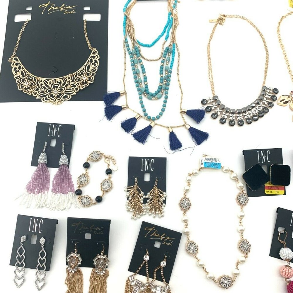 20 Pc Jewelry INC Thalia Sodi Necklaces, Earrings, - Picture 5 of 8